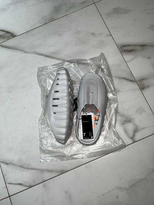 Тапочки Nike Mind
