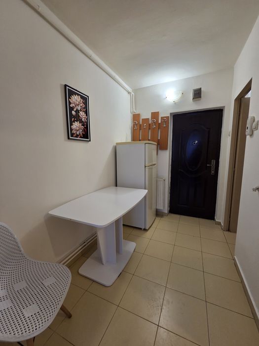 Inchiriez Regim Hotelier