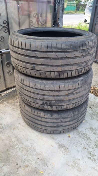 Cauciucuri 235/40 R19