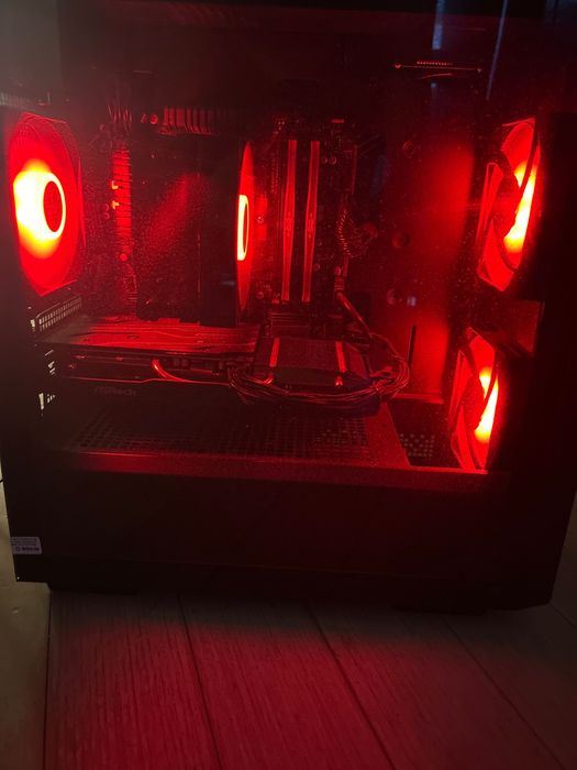 Gaming компютър с ryzen 5 3600 и rx 6600