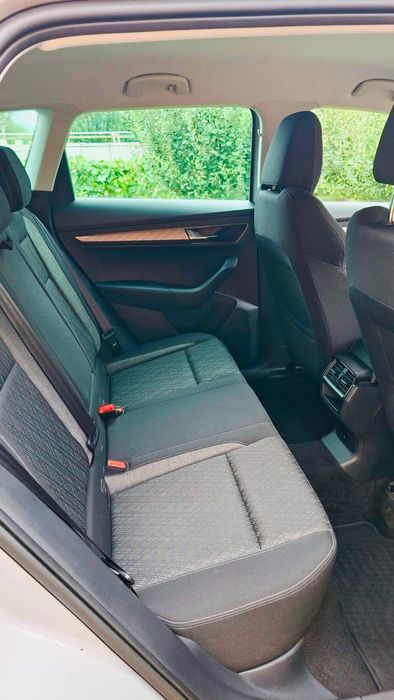 Vând Skoda Karoq 1.5 TSI, 150 CP, DSG