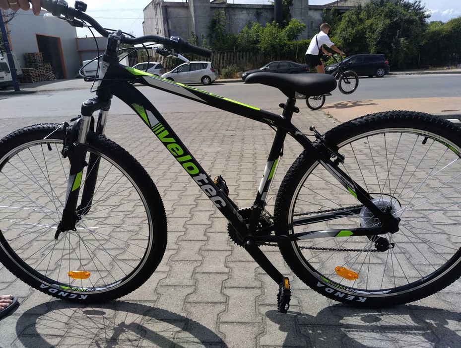 SPRINT Алуминиев велосипед 29" Velotec PRO черен/зелен