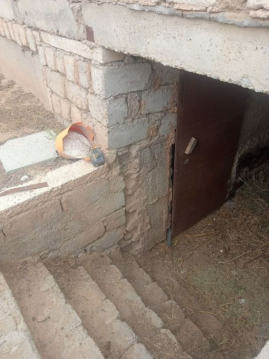 Dacha sotiladi 9 sotix