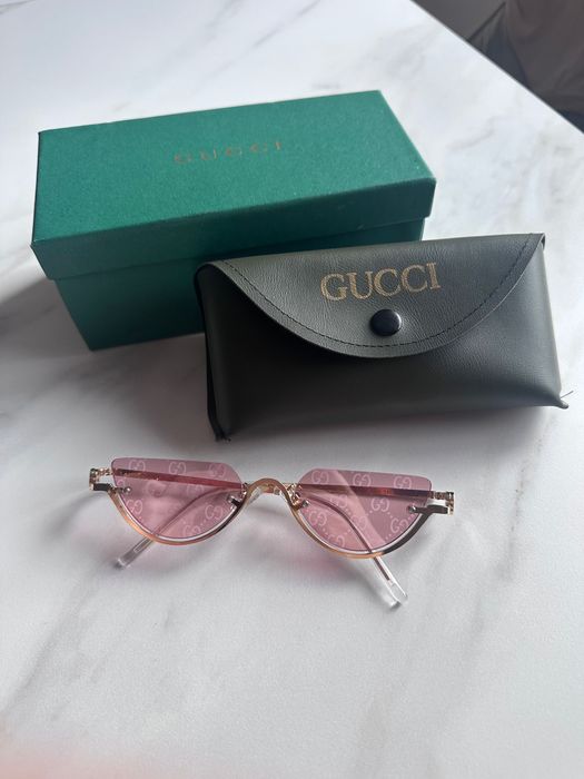 Розови очила Guccii