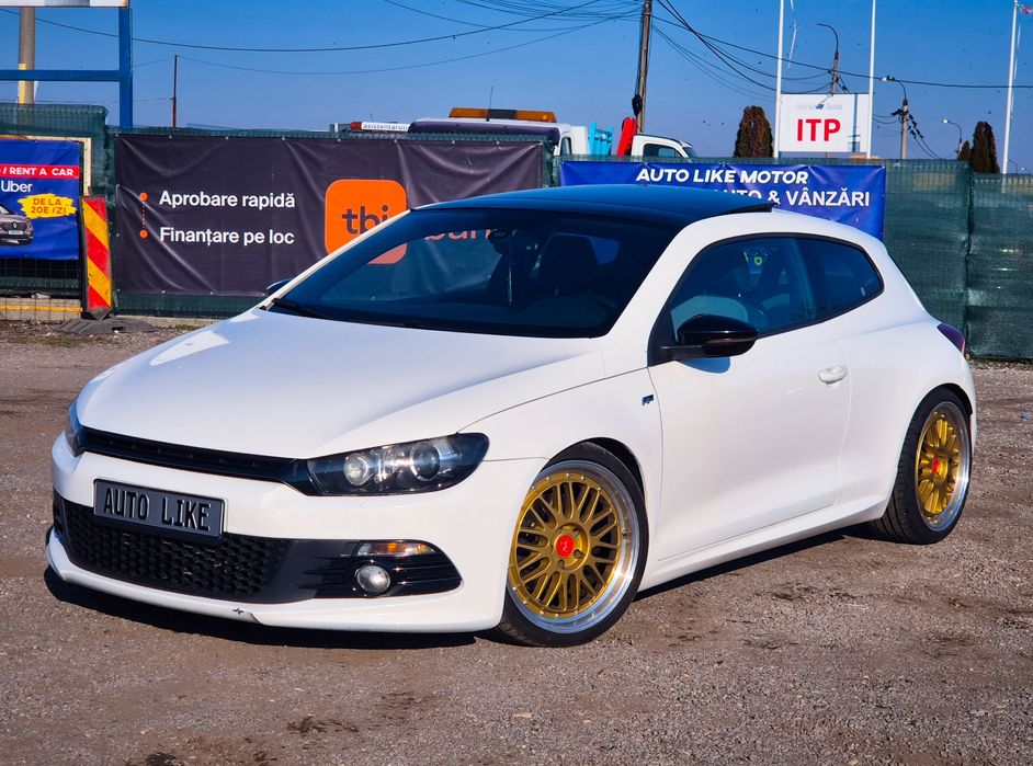 Volkswagen Scirocco R-Line 2.0 Diesel / Garanție / Finanțare/ Buy-Back