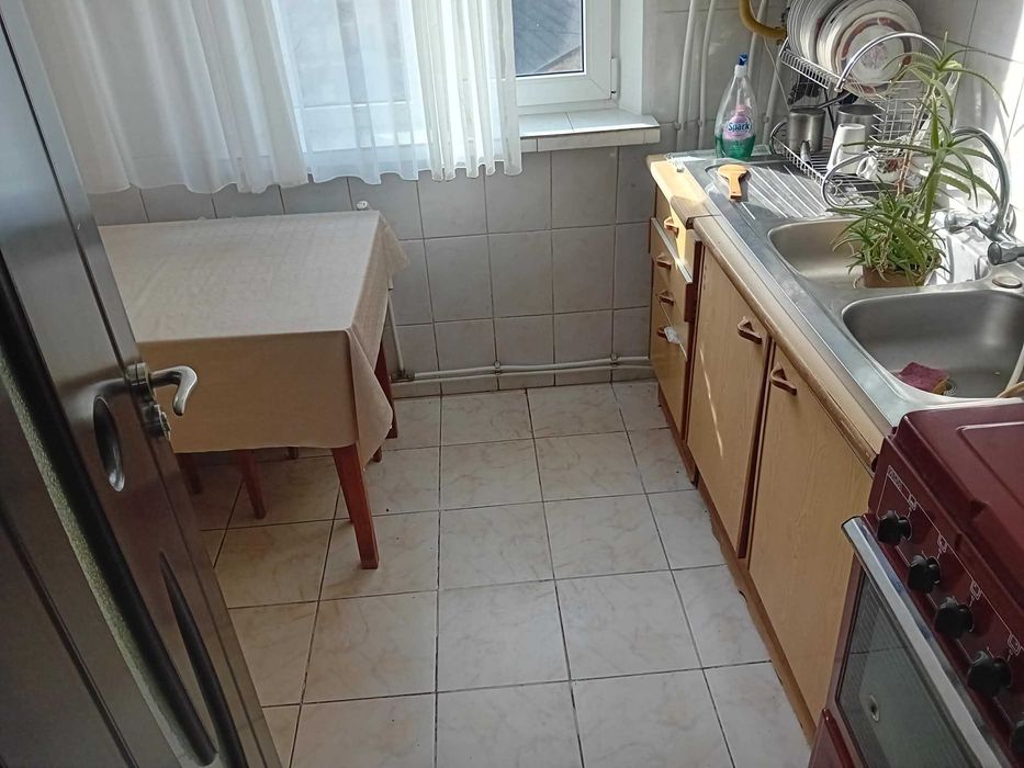 Ap 2 Cam Maratei aproape de piata mare 54mp etaj 3 renovat decomandat