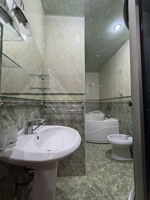 Продается квартира 5 в 3 комнаты 7 этаж 110.8 м² Яккасарайский район