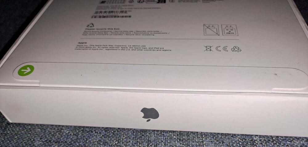iPad A16 sigilat 128GB Wi-Fi. Silver