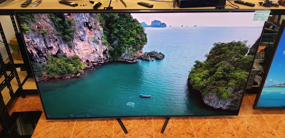 Samsung QLED 189 cm 75 Inch 4K UHD Smart TV