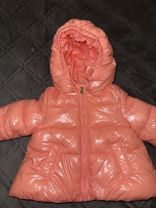 Продам куртку на девочку ,Италия