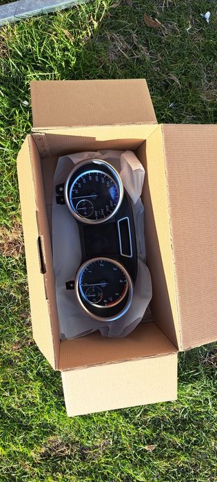 Арматурно табло за Mercedes ML w166