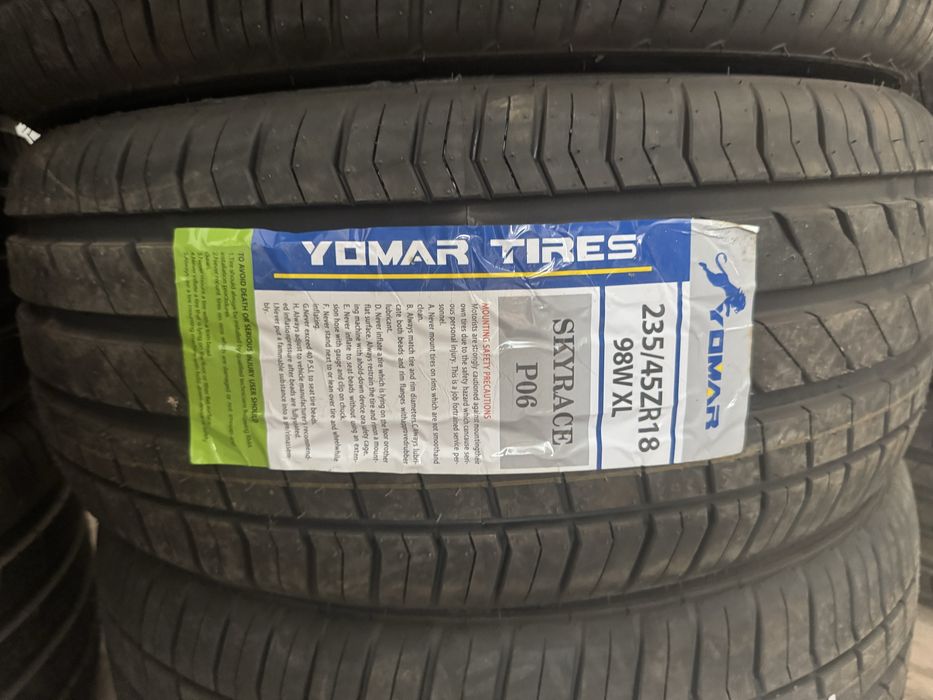 Шины новые 235/45 R18