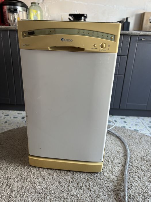 Продам посудомоечную машину Ardo