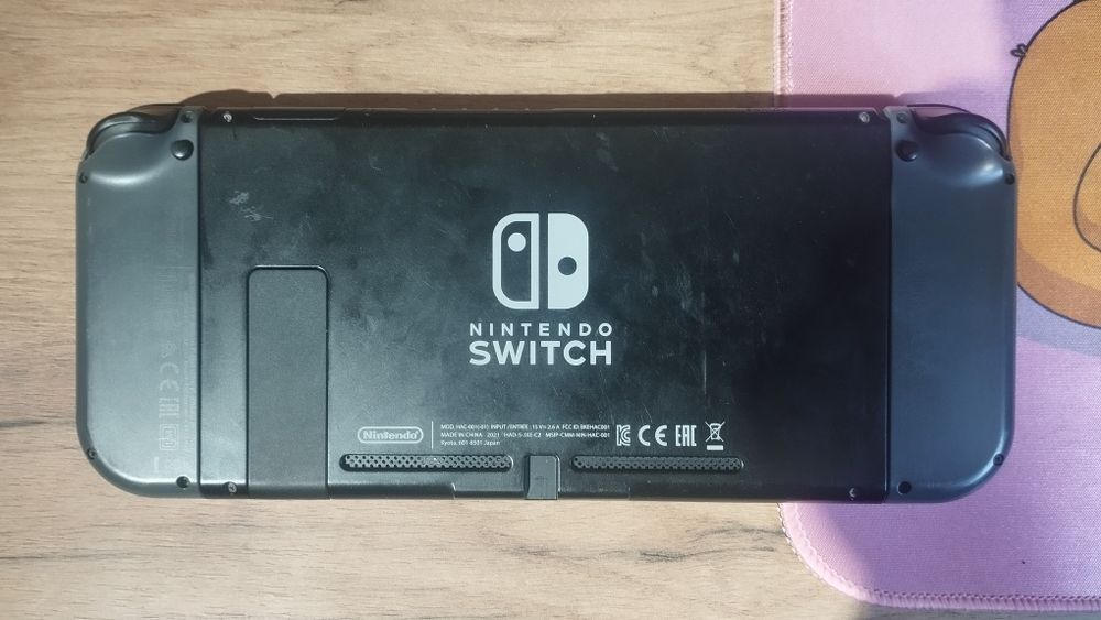 Продаю прошитый Nintendo Switch rev2