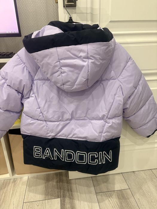 Куртка новая на девочку