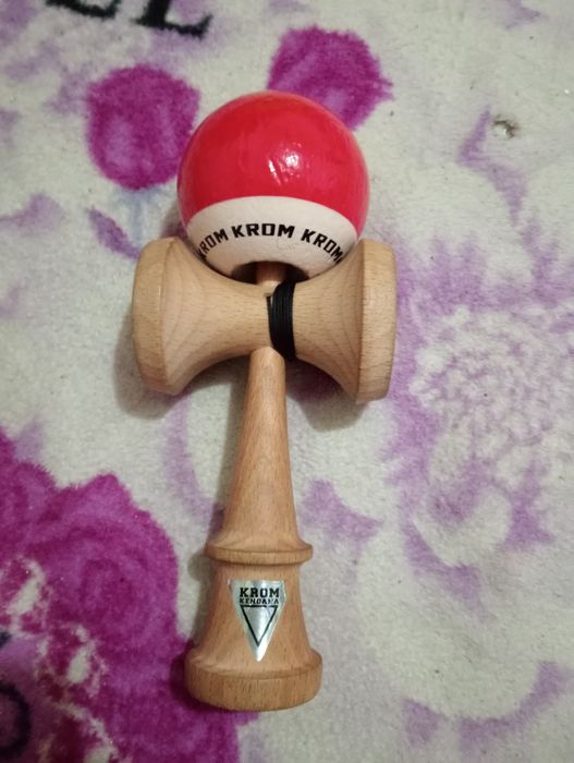 Kendama krom pop