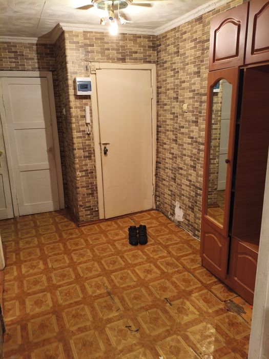 Продам 2 комнатную квартиру