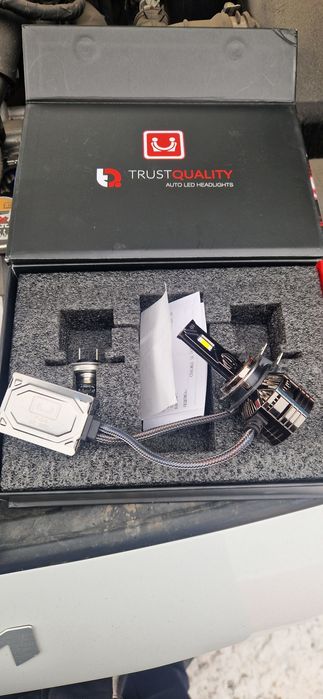 Продам 1 - штук лэд лампы