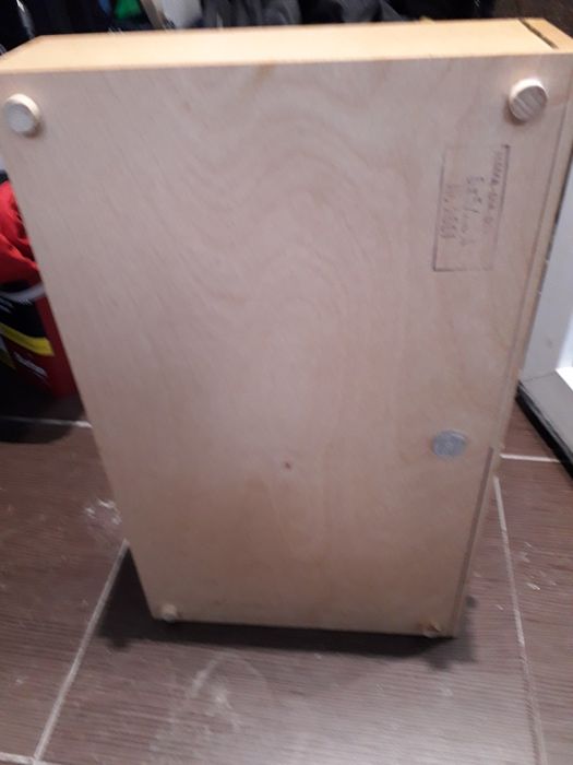 Vand cutii de depozitare.nou