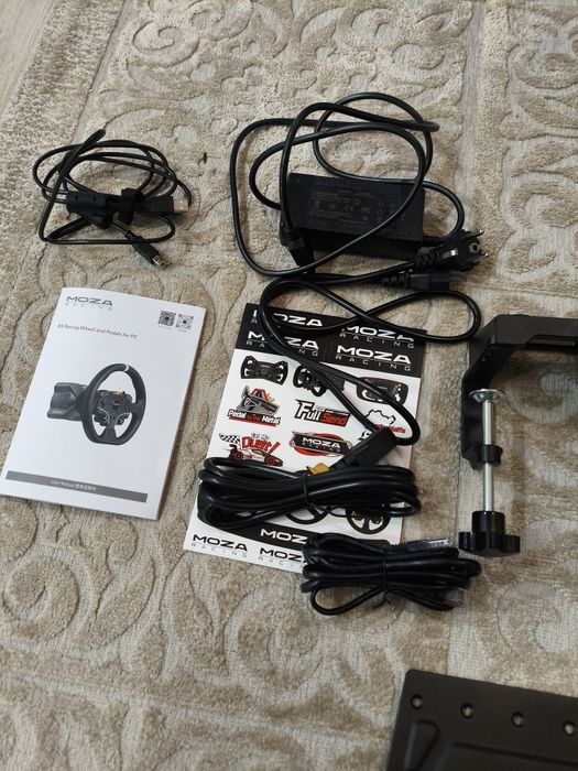 Игровой руль/контроллер Moza R3 PC