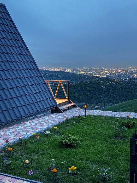 Домик с видом на город посуточно