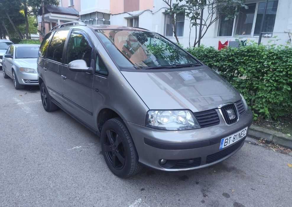 Seat alhambra 7 licuri