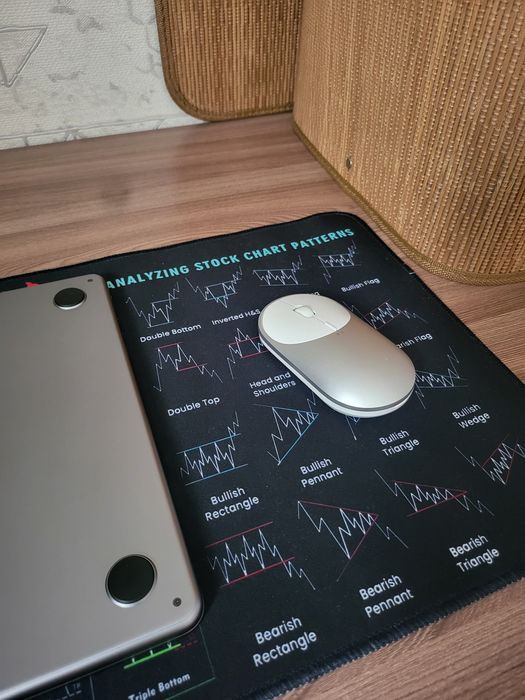 Macbook air m2, (15,3 экран)