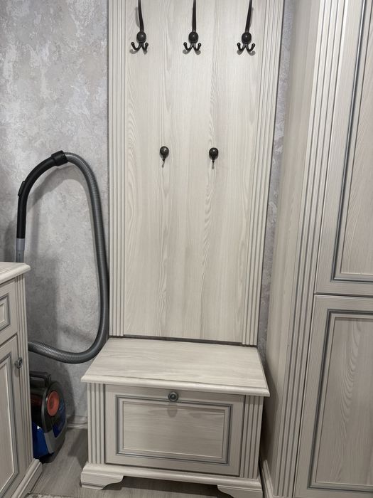 Продам прихожую