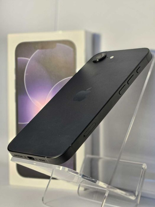 Apple iPhone 17e 256GB, Negru, Baterie 100%, 0 Cicluri incarcare - Ca nou