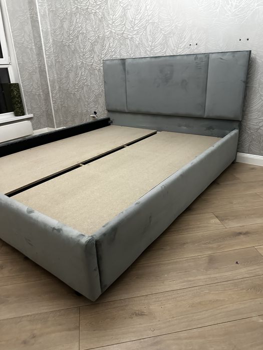 Кровать двухспальная