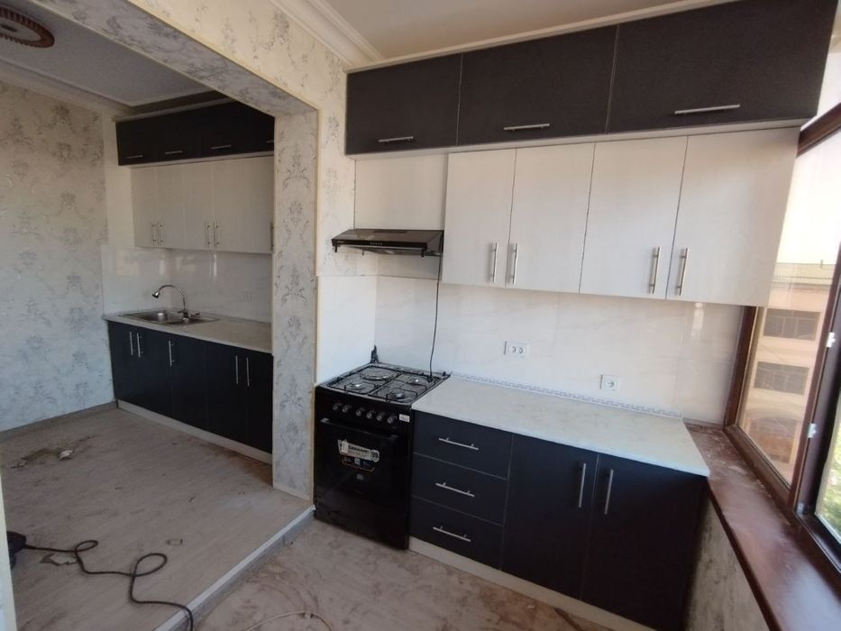 Кухонные гарнитуры