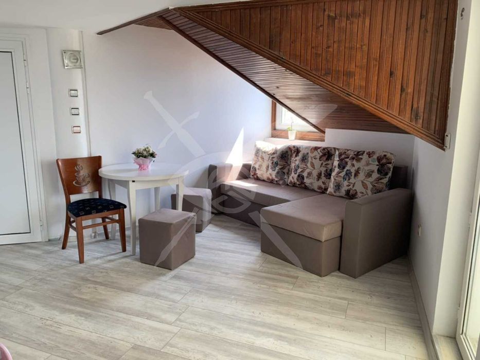 Дава се под наем Двустаен апартамент в Варна, Червен площад - 58 кв.м за 500 € - Снимка #3