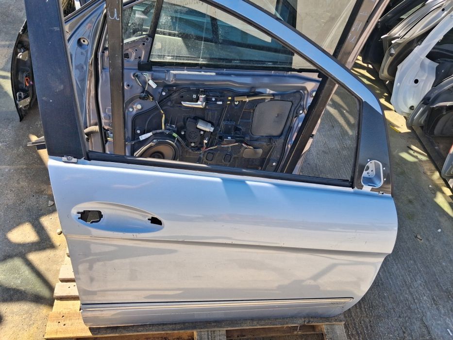 Врата Mercedes B-Класа