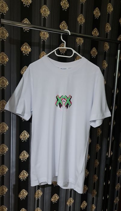 Tricou reduceri mari Burberry  / Givenchy  / off white