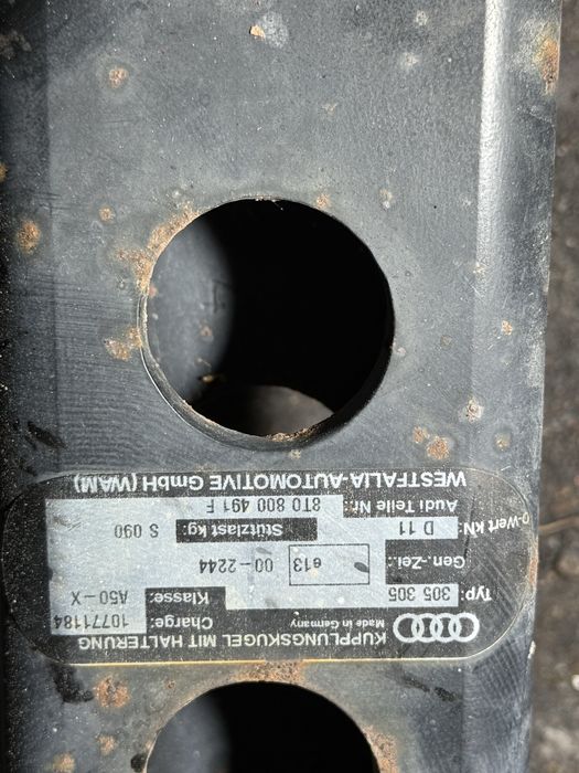 Audi A4 S4 B8 B8.5 Теглич комплект 8T0800491F