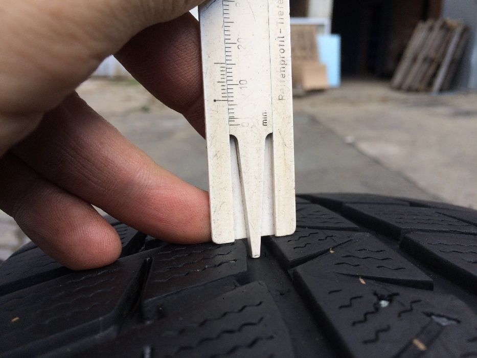 225/65/17 Фалкен ДОТ 2013 г