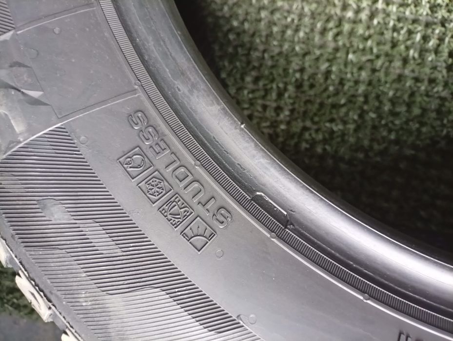 195 65 15 Goodyear 4 anotimpuri