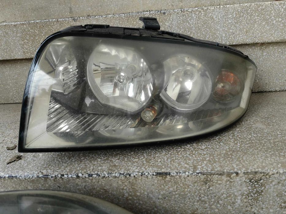 Фар  Audi A2 ляв / Фар Ауди А2 / Фар Audi A2 Оригинален