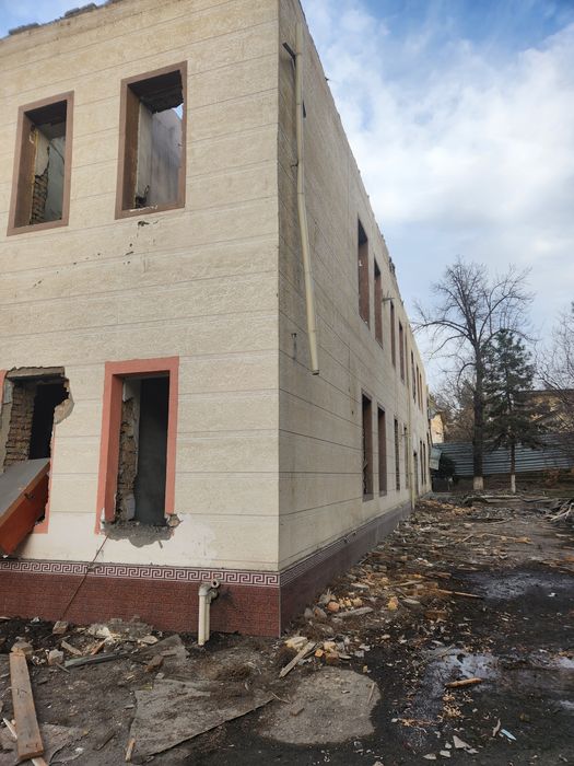 Snos uy buzish xizmati eski joylarni buzub olamiza