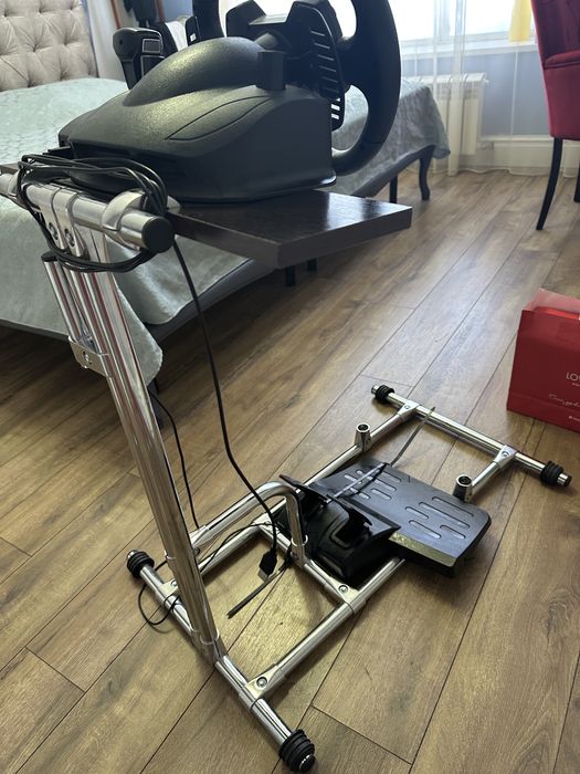 Руль игровой с подставкой