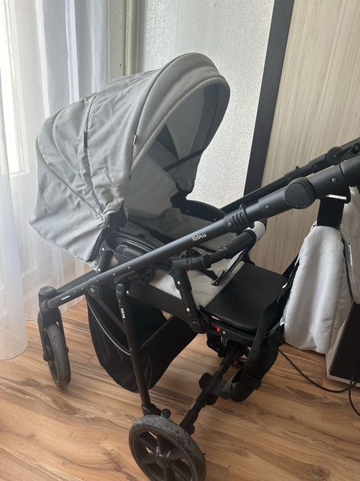 Бебешка количка 3в1 Retrus Vaya