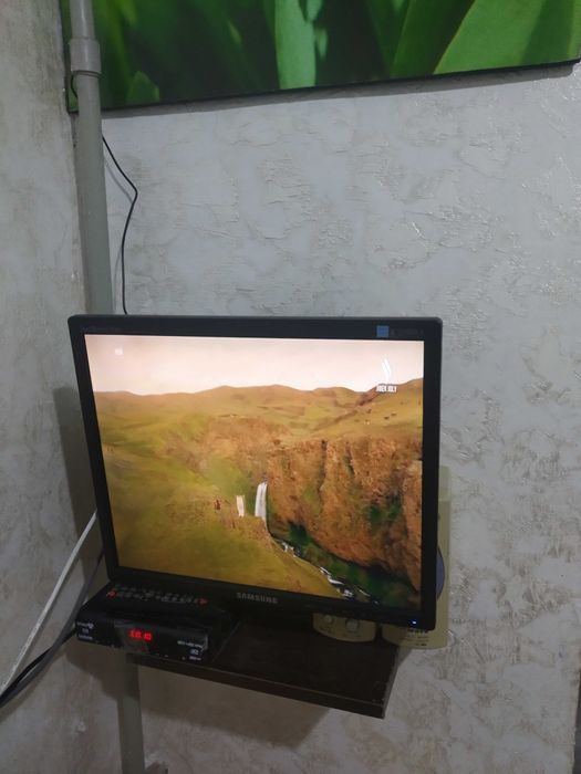 Монитор Самсунг 743