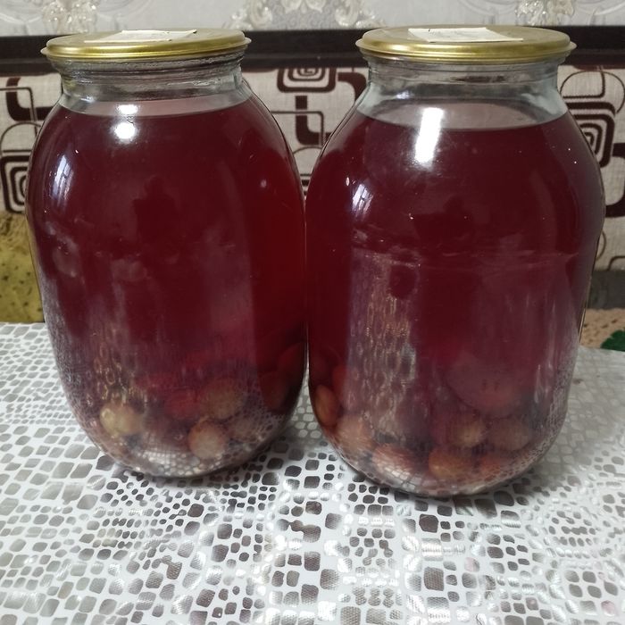 Компот вишня- виноград. Виноградный. 1400.