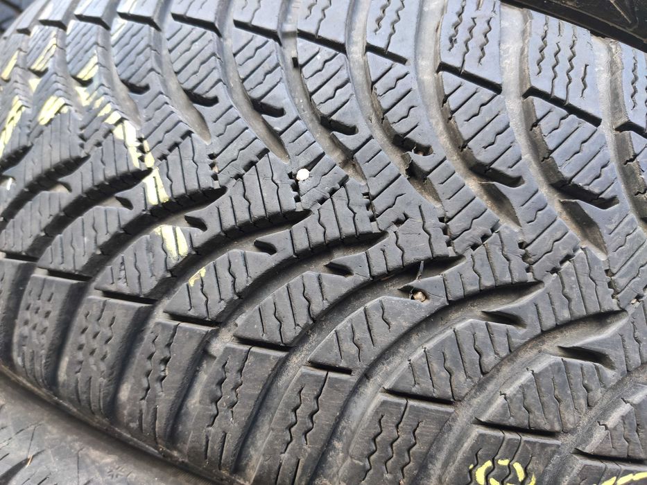 4бр Зимни гуми 205 60 16 - Michelin