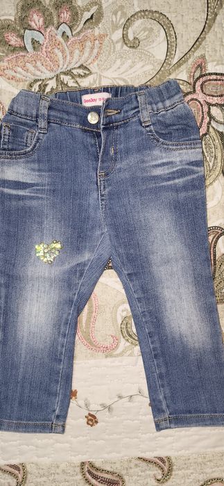 Джинсы на девочку разных возрастов