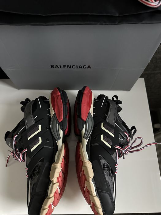 Balenciaga Track