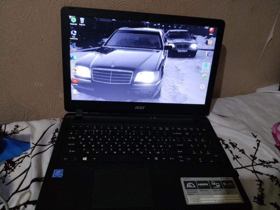 Ноутбук - Aser Aspire ES1-433
