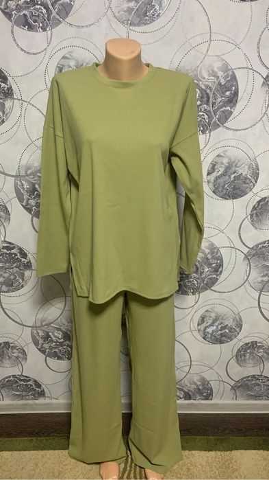 Продам куртку и платье