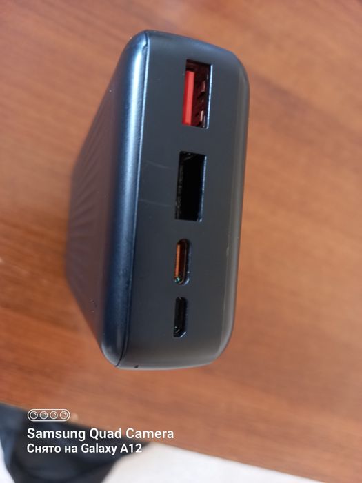 Продам повер банк за 3000 тенге