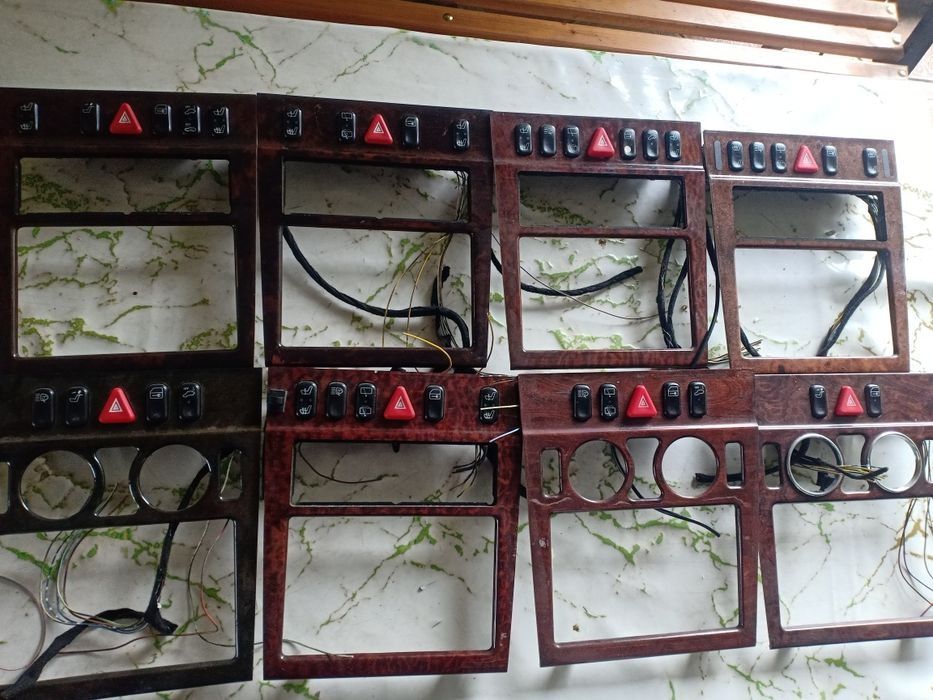 Мерс.210е багажник.